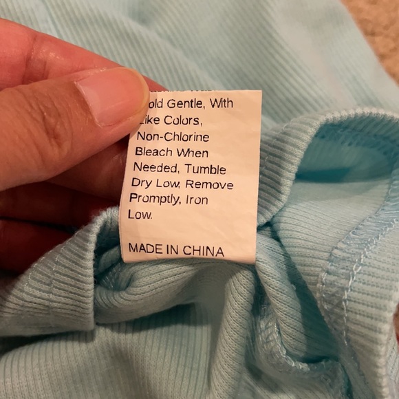 SHEIN Light Blue Ribbed Crop Top Button Front-12 - Picture 9 of 9